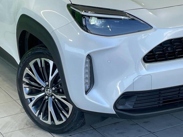 ヤリスクロス ハイブリッドZ 禁煙車 ディスプレイオーディオ 全周囲カメラ セーフティセンス レーダークルーズ BSM ハーフレザー パワーシート シートヒーター ステアリングヒーター クリアランスソナー LEDヘッド(14枚目)