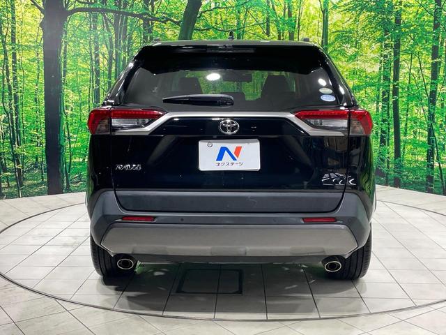 RAV4 G Zパッケージ 4WD 禁煙車 ルーフレール 純正9型ナビ 衝突軽減 レーダークルーズ 合皮レザー パワーシート シートメモリー シートヒーター ステアリングヒーター 電動リア LEDヘッド バックカメラ ETC(17枚目)