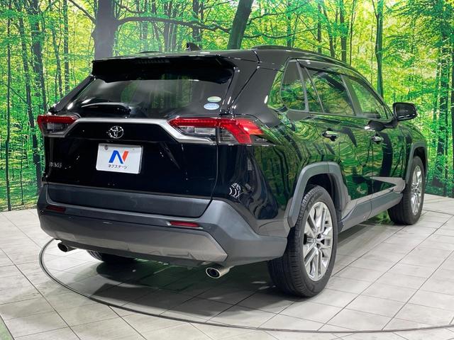 RAV4 G Zパッケージ 4WD 禁煙車 ルーフレール 純正9型ナビ 衝突軽減 レーダークルーズ 合皮レザー パワーシート シートメモリー シートヒーター ステアリングヒーター 電動リア LEDヘッド バックカメラ ETC(26枚目)