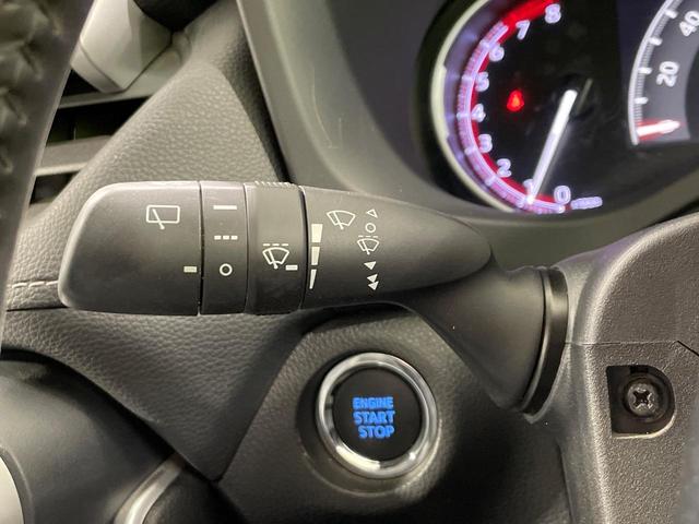 RAV4 G Zパッケージ 4WD 禁煙車 ルーフレール 純正9型ナビ 衝突軽減 レーダークルーズ 合皮レザー パワーシート シートメモリー シートヒーター ステアリングヒーター 電動リア LEDヘッド バックカメラ ETC(50枚目)