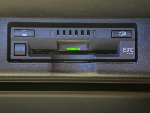 ハリアー エレガンス 禁煙車 純正9型ナビ ハーフレザー パワーシート LEDヘッド バックカメラ ETC 純正17インチアルミ スマートキー Bluetooth再生 電動格納ミラー(6枚目)