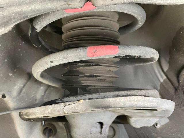 ハリアー エレガンス 禁煙車 純正9型ナビ ハーフレザー パワーシート LEDヘッド バックカメラ ETC 純正17インチアルミ スマートキー Bluetooth再生 電動格納ミラー(20枚目)