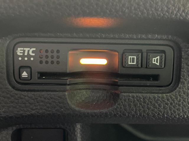 【ＥＴＣ】高速道路の料金所をストレスなく通過！話題のスポットやサービスエリアに多い「スマートＩＣ」利用時は必須のアイテムです。当店でセットアップを実施、ご納車当日からすぐにご利用いただけます！