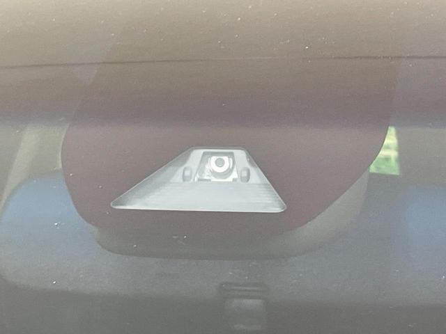 オデッセイハイブリッド ハイブリッドアブソルート・ホンダセンシング 禁煙車 純正9型ナビ 後席モニター ホンダセンシング レーダークルーズ 両側電動ドア ハーフレザー パワーシート LEDヘッド バックカメラ ETC 純正17インチアルミ スマートキー(21枚目)