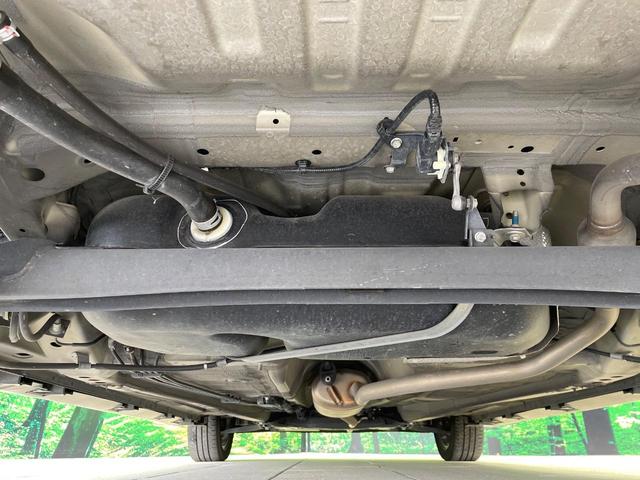 スペーシアカスタム ハイブリッドＸＳ　禁煙車　フローティング９型ナビ　スズキセーフティサポート　両側電動ドア　ハーフレザー　シートヒーター　クリアランスソナー　ＬＥＤヘッド　ＥＴＣ　アイドリングストップ　スマートキー　純正１５インチアルミ（19枚目）