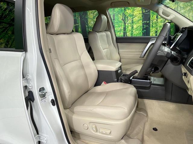 【ベージュレザーシート】デザイン性が高く、高級感のあるベージュ革シート。常に体に触れる部分だから、座り心地の良さにはこだわりたいですね♪汚れの付着や劣化を抑制する内装コーティング施工もおススメですよ♪