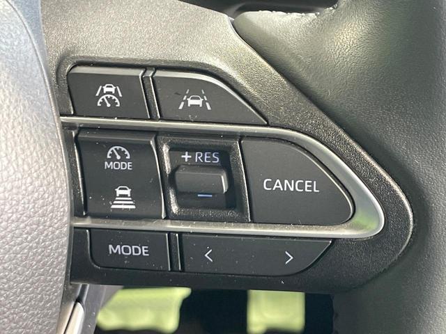 ヴォクシー S-Z 禁煙車 10.5型ナビ 全周囲カメラ セーフティセンス レーダークルーズ ハーフレザー シートヒーター ステアリングヒーター 電動リア パーキングアシスト クリアランスソナー LEDヘッド ETC(6枚目)