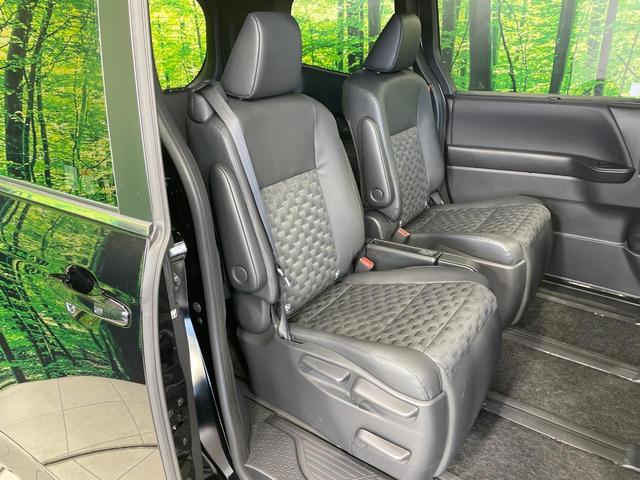 ヴォクシー S-Z 禁煙車 10.5型ナビ 全周囲カメラ セーフティセンス レーダークルーズ ハーフレザー シートヒーター ステアリングヒーター 電動リア パーキングアシスト クリアランスソナー LEDヘッド ETC(11枚目)