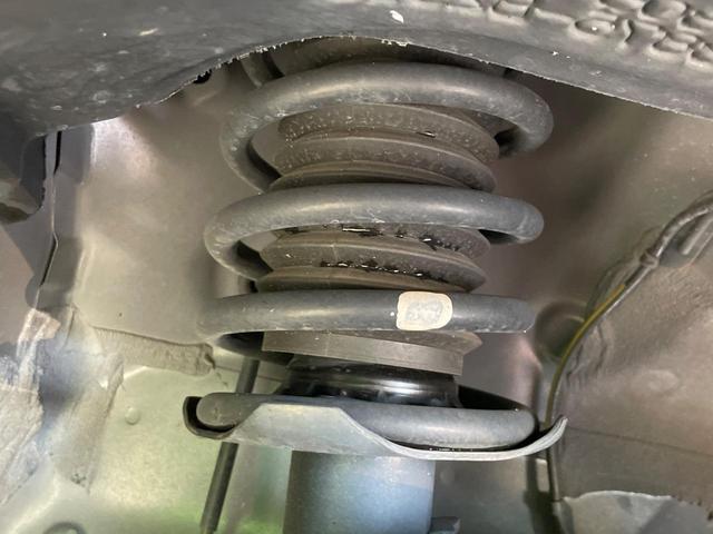 タント カスタムRSスタイルセレクション 禁煙車 SDナビ 衝突軽減 レーダークルーズ 両側電動ドア ハーフレザー シートヒーター クリアランスソナー LEDヘッド バックカメラ ETC 純正15AW スマートキー アイドリングストップ(20枚目)