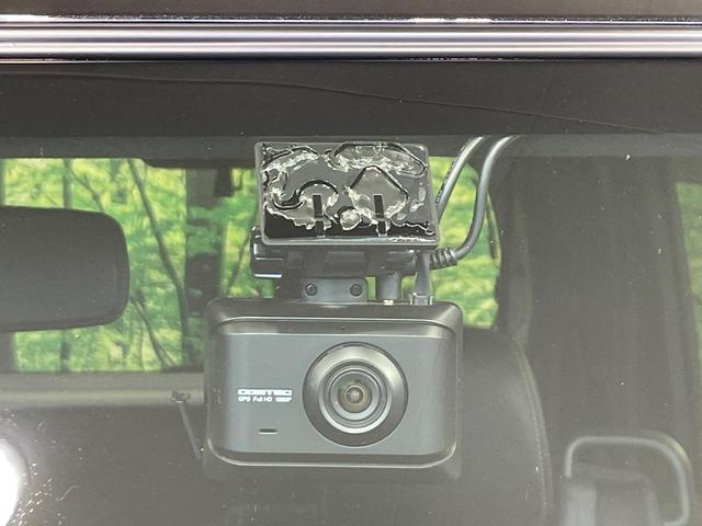 タント カスタムRSスタイルセレクション 禁煙車 SDナビ 衝突軽減 レーダークルーズ 両側電動ドア ハーフレザー シートヒーター クリアランスソナー LEDヘッド バックカメラ ETC 純正15AW スマートキー アイドリングストップ(29枚目)