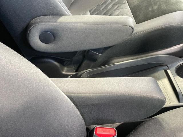 アルファード ２．５Ｓ　禁煙車　１１型ＢＩＧＸ　後席モニター　デジタルインナー　セーフティセンス　レーダークルーズ　両側電動ドア　クリアランスソナー　ＬＥＤヘッド　バックカメラ　ＥＴＣ　純正１８インチＡＷ　スマートキー（63枚目）