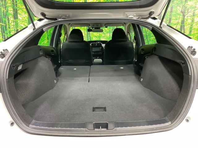 プリウス S 禁煙車 純正SDナビ セーフティセンス レーダークルーズ 車線逸脱警報 LEDヘッド バックカメラ ETC 純正15インチアルミ スマートキー(10枚目)