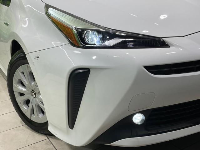プリウス S 禁煙車 純正SDナビ セーフティセンス レーダークルーズ 車線逸脱警報 LEDヘッド バックカメラ ETC 純正15インチアルミ スマートキー(12枚目)