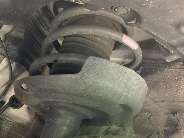 プリウス S 禁煙車 純正SDナビ セーフティセンス レーダークルーズ 車線逸脱警報 LEDヘッド バックカメラ ETC 純正15インチアルミ スマートキー(20枚目)