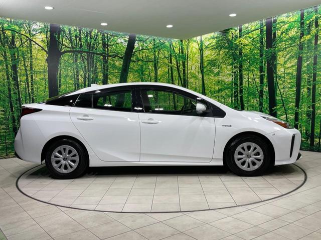 プリウス S 禁煙車 純正SDナビ セーフティセンス レーダークルーズ 車線逸脱警報 LEDヘッド バックカメラ ETC 純正15インチアルミ スマートキー(23枚目)