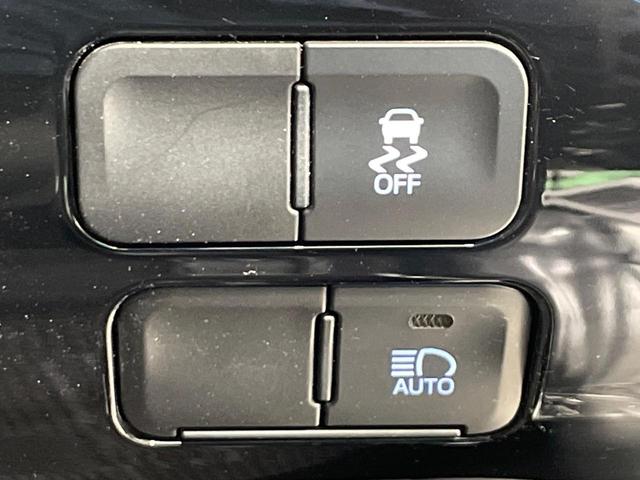 プリウス S 禁煙車 純正SDナビ セーフティセンス レーダークルーズ 車線逸脱警報 LEDヘッド バックカメラ ETC 純正15インチアルミ スマートキー(36枚目)