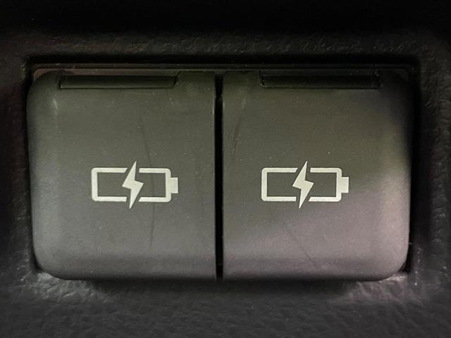 カムリ WS 禁煙車 9型ディスプレイオーディオ JBL セーフティセンス レーダークルーズ BSM ハーフレザー パワーシート クリアランスソナー LEDヘッド バックカメラ ETC 純正18インチAW(35枚目)