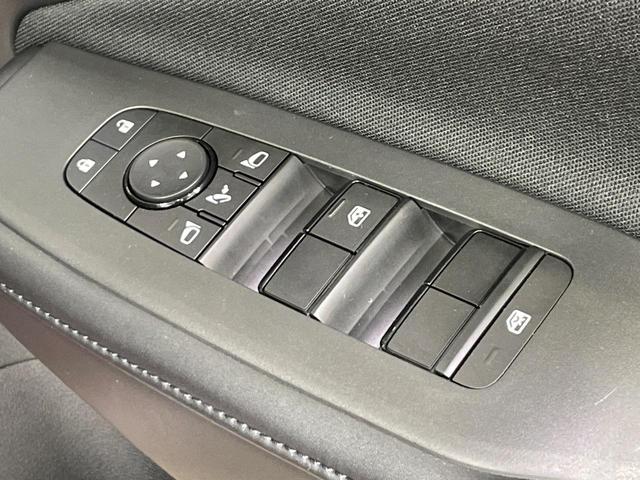 ノート X 禁煙車 メーカーナビ アラウンドビュー エマージェンシーブレーキ プロパイロット スマートルームミラー ステアリングヒーター クリアランスソナー LEDヘッド ETC 16インチアルミ スマートキー(33枚目)