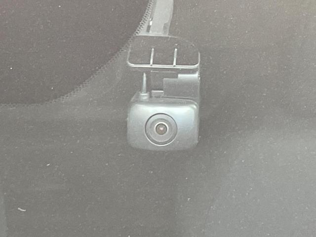 ノート X 禁煙車 メーカーナビ アラウンドビュー エマージェンシーブレーキ プロパイロット スマートルームミラー ステアリングヒーター クリアランスソナー LEDヘッド ETC 16インチアルミ スマートキー(50枚目)