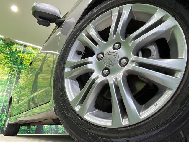 フィット RS 禁煙車 SDナビ HIDヘッド バックカメラ ETC Bluetooth再生 ドラレコ 純正16インチアルミ オートエアコン オートライト 電動格納ミラー(13枚目)