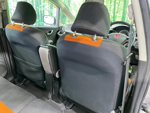 フィット RS 禁煙車 SDナビ HIDヘッド バックカメラ ETC Bluetooth再生 ドラレコ 純正16インチアルミ オートエアコン オートライト 電動格納ミラー(29枚目)