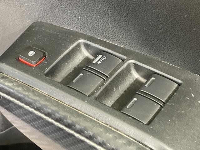 フィット RS 禁煙車 SDナビ HIDヘッド バックカメラ ETC Bluetooth再生 ドラレコ 純正16インチアルミ オートエアコン オートライト 電動格納ミラー(31枚目)