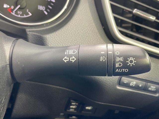 エクストレイル 20Xtt エマージェンシーブレーキパッケージ 4WD 禁煙車 サンルーフ ルーフレール コネクトナビ 全周囲カメラ 衝突軽減 クルコン シートヒーター パーキングアシスト 電動リア クリアランスソナー LEDヘッド ETC 純正18インチアルミ(52枚目)