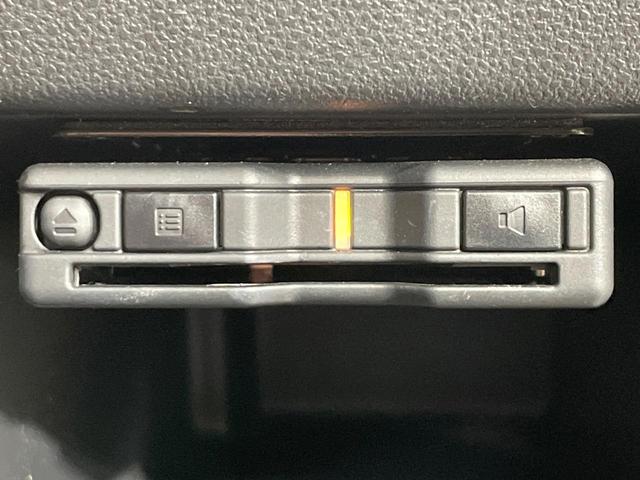 【ＥＴＣ】高速道路の料金所をストレスなく通過！話題のスポットやサービスエリアに多い「スマートＩＣ」利用時は必須のアイテムです。当店でセットアップを実施、ご納車当日からすぐにご利用いただけます！