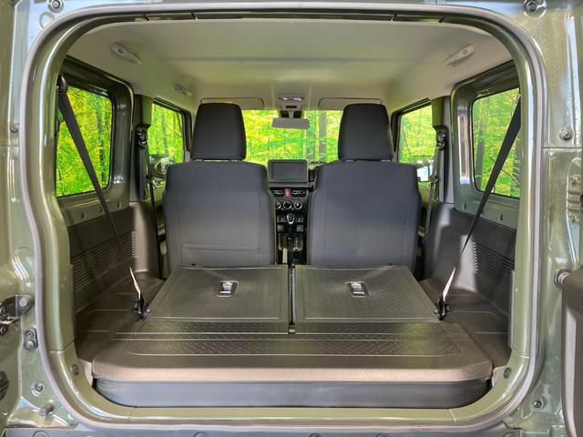 後席を格納すると、これだけの広さが！シーンに合わせたシートアレンジで、大きな荷物も積むことが出来ます♪