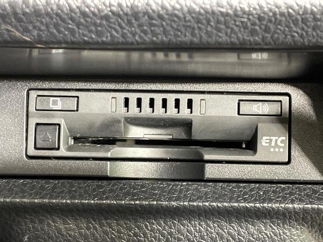 【ＥＴＣ】高速道路の料金所をストレスなく通過！話題のスポットやサービスエリアに多い「スマートＩＣ」利用時は必須のアイテムです。当店でセットアップを実施、ご納車当日からすぐにご利用いただけます！