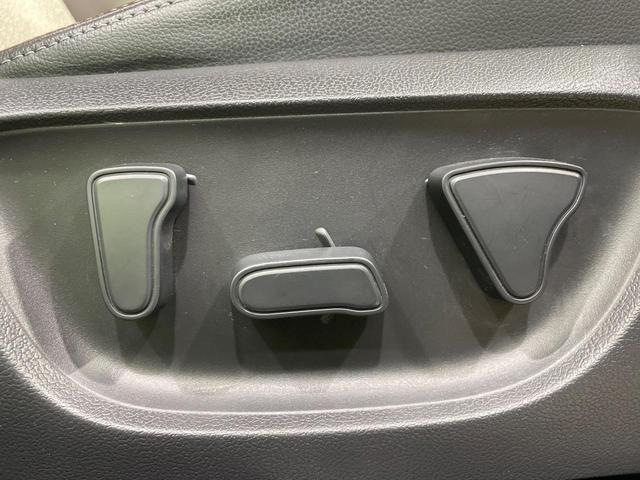 ヤリスクロス ハイブリッドＺ　禁煙車　ディスプレイオーディオ　全周囲カメラ　モデリスタ　セーフティセンス　レーダークルーズ　ハーフレザー　パワーシート　シートヒーター　クリアランスソナー　ＬＥＤヘッド　ＥＴＣ　純正１８インチアルミ（7枚目）