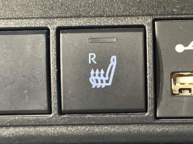 ヤリスクロス ハイブリッドＺ　禁煙車　ディスプレイオーディオ　全周囲カメラ　モデリスタ　セーフティセンス　レーダークルーズ　ハーフレザー　パワーシート　シートヒーター　クリアランスソナー　ＬＥＤヘッド　ＥＴＣ　純正１８インチアルミ（8枚目）