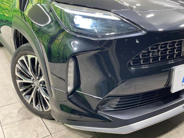 ヤリスクロス ハイブリッドＺ　禁煙車　ディスプレイオーディオ　全周囲カメラ　モデリスタ　セーフティセンス　レーダークルーズ　ハーフレザー　パワーシート　シートヒーター　クリアランスソナー　ＬＥＤヘッド　ＥＴＣ　純正１８インチアルミ（14枚目）