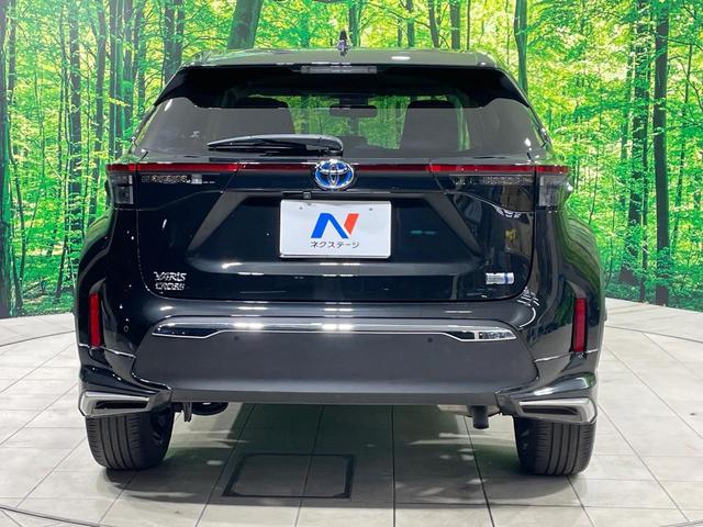 ヤリスクロス ハイブリッドＺ　禁煙車　ディスプレイオーディオ　全周囲カメラ　モデリスタ　セーフティセンス　レーダークルーズ　ハーフレザー　パワーシート　シートヒーター　クリアランスソナー　ＬＥＤヘッド　ＥＴＣ　純正１８インチアルミ（17枚目）