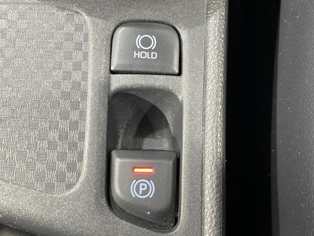 ヤリスクロス ハイブリッドＺ　禁煙車　ディスプレイオーディオ　全周囲カメラ　モデリスタ　セーフティセンス　レーダークルーズ　ハーフレザー　パワーシート　シートヒーター　クリアランスソナー　ＬＥＤヘッド　ＥＴＣ　純正１８インチアルミ（42枚目）