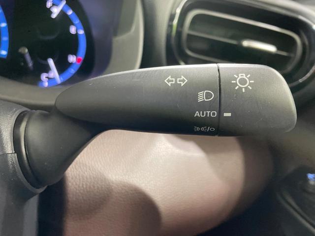 ヤリスクロス ハイブリッドＺ　禁煙車　ディスプレイオーディオ　全周囲カメラ　モデリスタ　セーフティセンス　レーダークルーズ　ハーフレザー　パワーシート　シートヒーター　クリアランスソナー　ＬＥＤヘッド　ＥＴＣ　純正１８インチアルミ（56枚目）