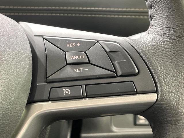 セレナ e-パワー ハイウェイスターV 禁煙車 セーフティA 純正9型ナビ 後席モニター アラウンドビュー 衝突軽減装置 踏み間違い防止アシスト パーキングアシスト クルコン 両側電動ドア LEDヘッド ETC 純正15インチアルミ(7枚目)