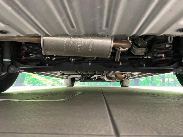 セレナ e-パワー ハイウェイスターV 禁煙車 セーフティA 純正9型ナビ 後席モニター アラウンドビュー 衝突軽減装置 踏み間違い防止アシスト パーキングアシスト クルコン 両側電動ドア LEDヘッド ETC 純正15インチアルミ(19枚目)