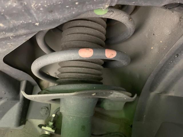 セレナ e-パワー ハイウェイスターV 禁煙車 セーフティA 純正9型ナビ 後席モニター アラウンドビュー 衝突軽減装置 踏み間違い防止アシスト パーキングアシスト クルコン 両側電動ドア LEDヘッド ETC 純正15インチアルミ(20枚目)