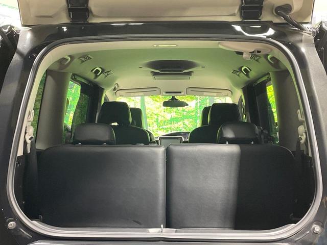 セレナ e-パワー ハイウェイスターV 禁煙車 セーフティA 純正9型ナビ 後席モニター アラウンドビュー 衝突軽減装置 踏み間違い防止アシスト パーキングアシスト クルコン 両側電動ドア LEDヘッド ETC 純正15インチアルミ(31枚目)