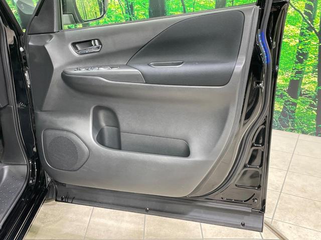セレナ e-パワー ハイウェイスターV 禁煙車 セーフティA 純正9型ナビ 後席モニター アラウンドビュー 衝突軽減装置 踏み間違い防止アシスト パーキングアシスト クルコン 両側電動ドア LEDヘッド ETC 純正15インチアルミ(33枚目)