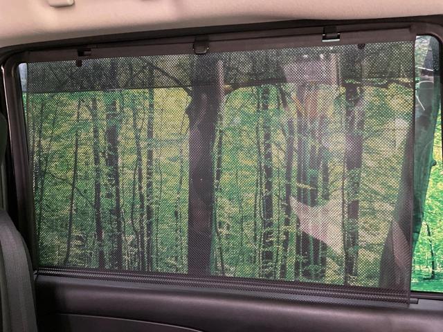 セレナ e-パワー ハイウェイスターV 禁煙車 セーフティA 純正9型ナビ 後席モニター アラウンドビュー 衝突軽減装置 踏み間違い防止アシスト パーキングアシスト クルコン 両側電動ドア LEDヘッド ETC 純正15インチアルミ(36枚目)