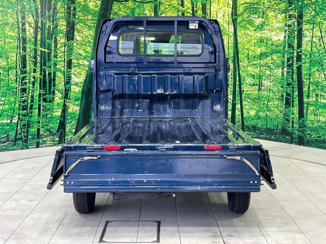キャリイトラック ＫＣパワステ農繁仕様　禁煙車　４ＷＤ　５速マニュアル車　スズキセーフティサポート　オートハイビーム　車線逸脱警報　オートライト　ＥＴＣ　ＣＤ再生　ＵＳＢ接続（11枚目）