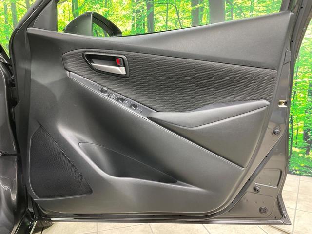 ＭＡＺＤＡ２ １５Ｓ　ブラックトーンエディション　禁煙車　８型コネクトナビ　全周囲カメラ　衝突軽減装置　レーダークルーズ　クリアランスソナー　ＬＥＤヘッド　ＥＴＣ　純正１６インチアルミ　スマートキー（33枚目）