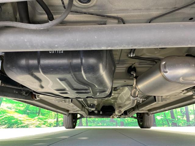 ハスラー ＪスタイルＩＩ　禁煙車　純正ナビ　デュアルカメラブレーキサポート　車線逸脱警報　誤発進抑制機能　ハーフレザー　シートヒーター　ＨＩＤヘッド　オートライト　アイドリングストップ　純正１５インチアルミ　スマートキー（19枚目）