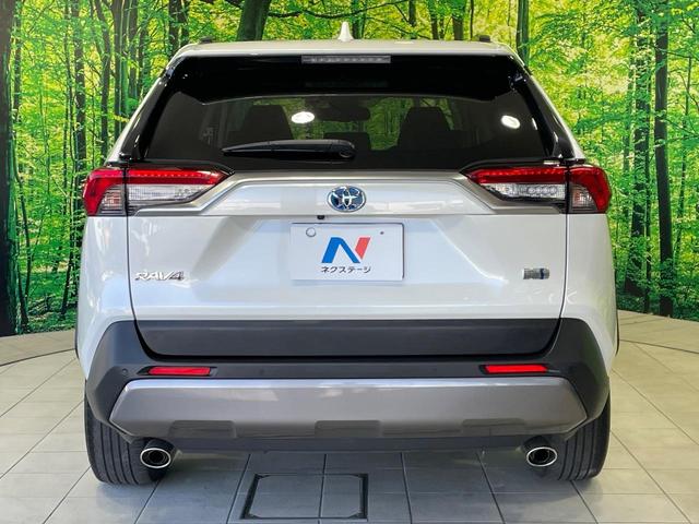 ＲＡＶ４ ハイブリッドＧ　４ＷＤ　禁煙車　サンルーフ　ルーフレール　ディスプレイオーディオ　全周囲カメラ　ＢＳＭ　衝突軽減　レーダークルーズ　合皮レザー　パワーシート　シートメモリー　シートヒーター　ステアリングヒーター（15枚目）
