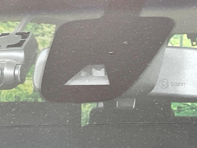 セレナ ハイウェイスター Vセレクション+セーフティ SHV 禁煙車 純正8型ナビ フリップダウンモニター 衝突軽減 車線逸脱警報 クルコン 両側電動ドア LEDヘッド バックカメラ ETC 純正16インチアルミ スマートキー(3枚目)