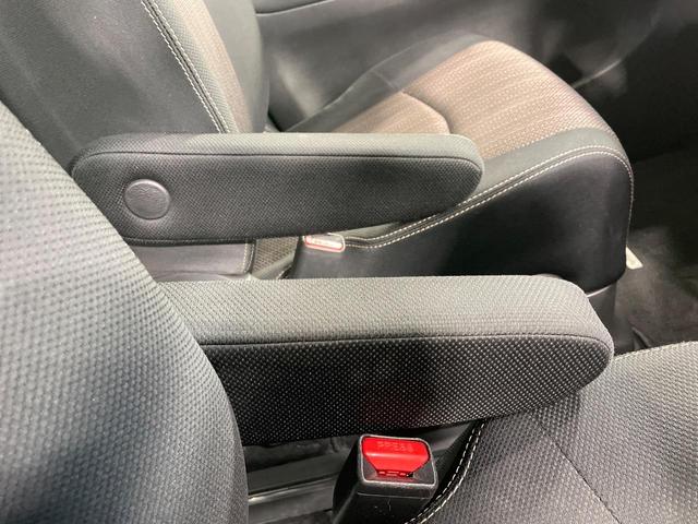 セレナ ハイウェイスター Vセレクション+セーフティ SHV 禁煙車 純正8型ナビ フリップダウンモニター 衝突軽減 車線逸脱警報 クルコン 両側電動ドア LEDヘッド バックカメラ ETC 純正16インチアルミ スマートキー(43枚目)