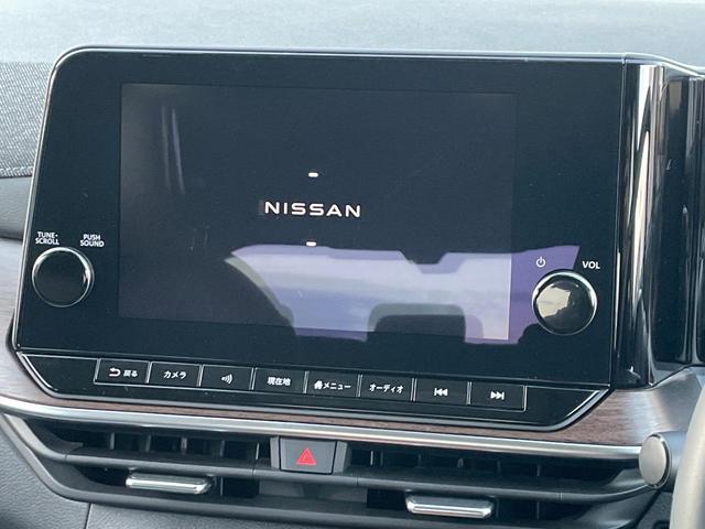 オーラ Ｇ　レザーエディション　禁煙車　純正９型ナビ　全周囲カメラ　ＢＯＳＥ　スマートルームミラー　ＢＳＭ　衝突軽減　プロパイロット　合皮レザー　ステアリングヒーター　クリアランスソナー　ＬＥＤヘッド　ＥＴＣ　純正１７インチアルミ（3枚目）