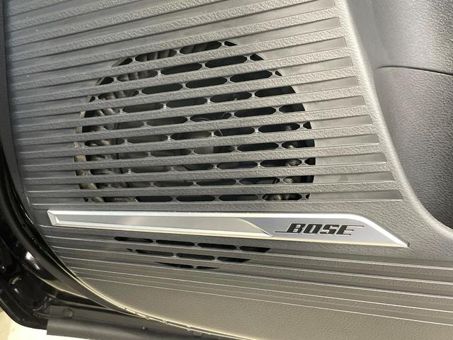 オーラ Ｇ　レザーエディション　禁煙車　純正９型ナビ　全周囲カメラ　ＢＯＳＥ　スマートルームミラー　ＢＳＭ　衝突軽減　プロパイロット　合皮レザー　ステアリングヒーター　クリアランスソナー　ＬＥＤヘッド　ＥＴＣ　純正１７インチアルミ（5枚目）